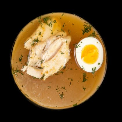 Бульон с яйцом